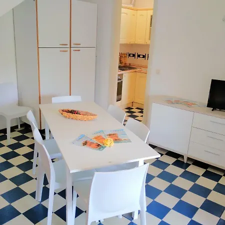 Villaggio Danubio דירה